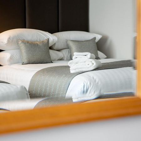 Bredbury Hall Hotel ストックポート エクステリア 写真