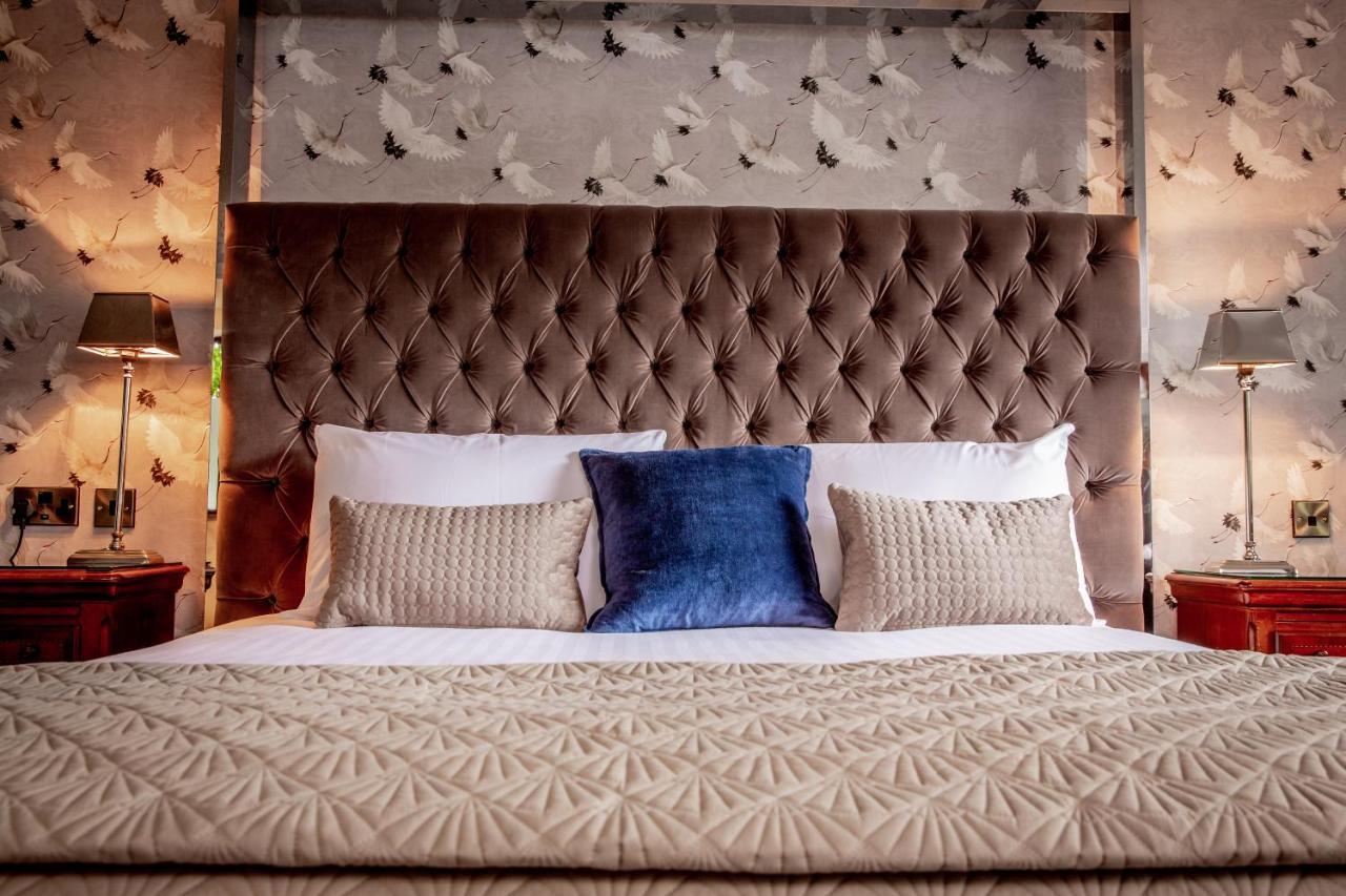 Bredbury Hall Hotel ストックポート エクステリア 写真