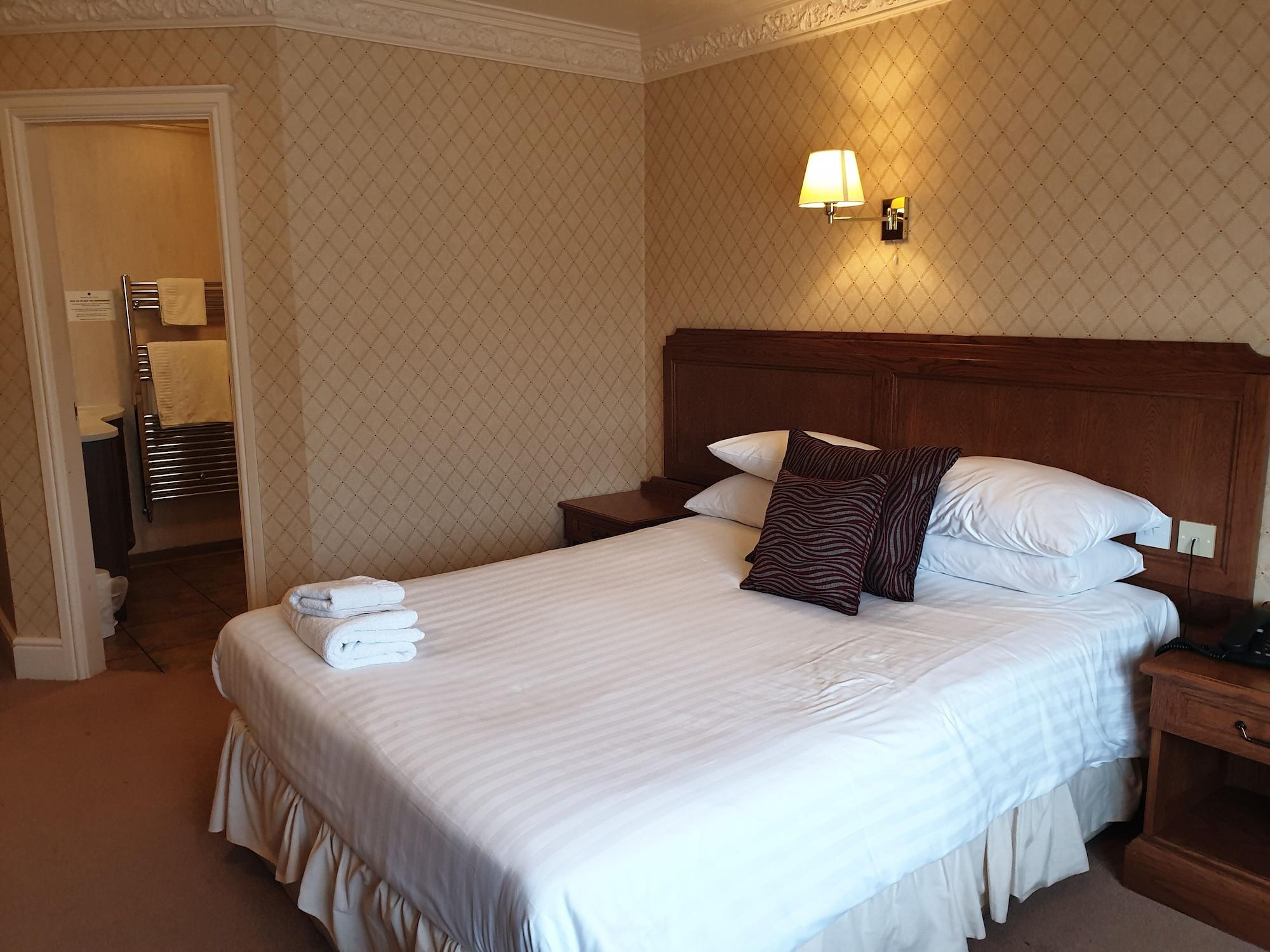 Bredbury Hall Hotel ストックポート エクステリア 写真