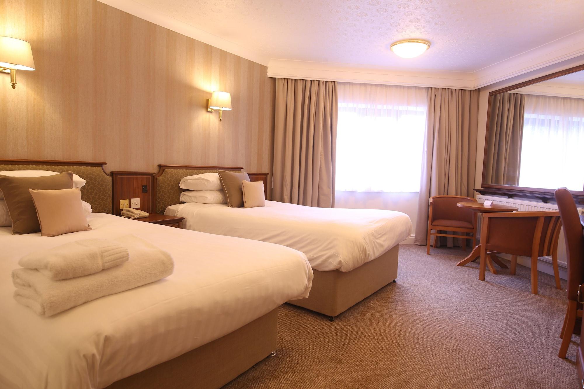 Bredbury Hall Hotel ストックポート エクステリア 写真