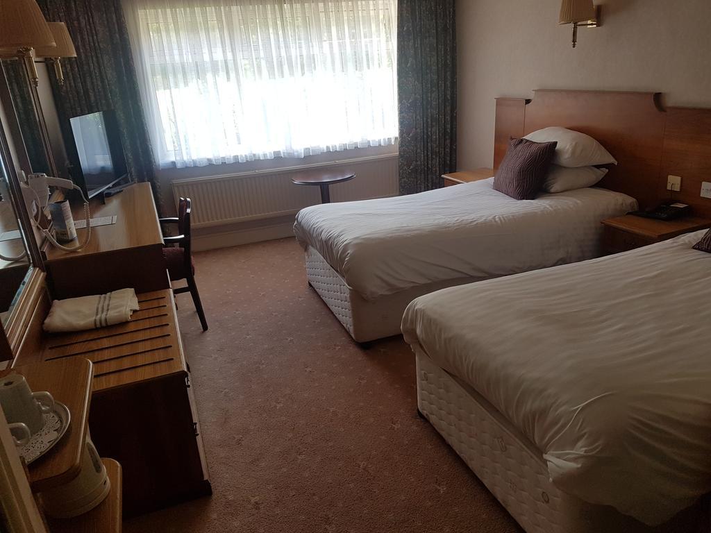 Bredbury Hall Hotel ストックポート エクステリア 写真